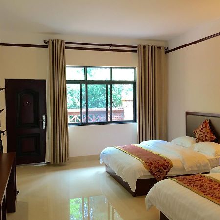 Yangshuo Mountain Top Retreat Exterior photo